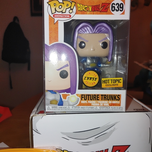 Capsule Corp Future Trunks - Picture 7 of 16